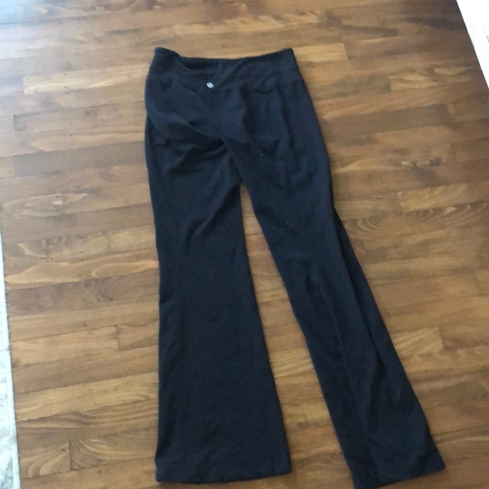Lululemon yoga pants